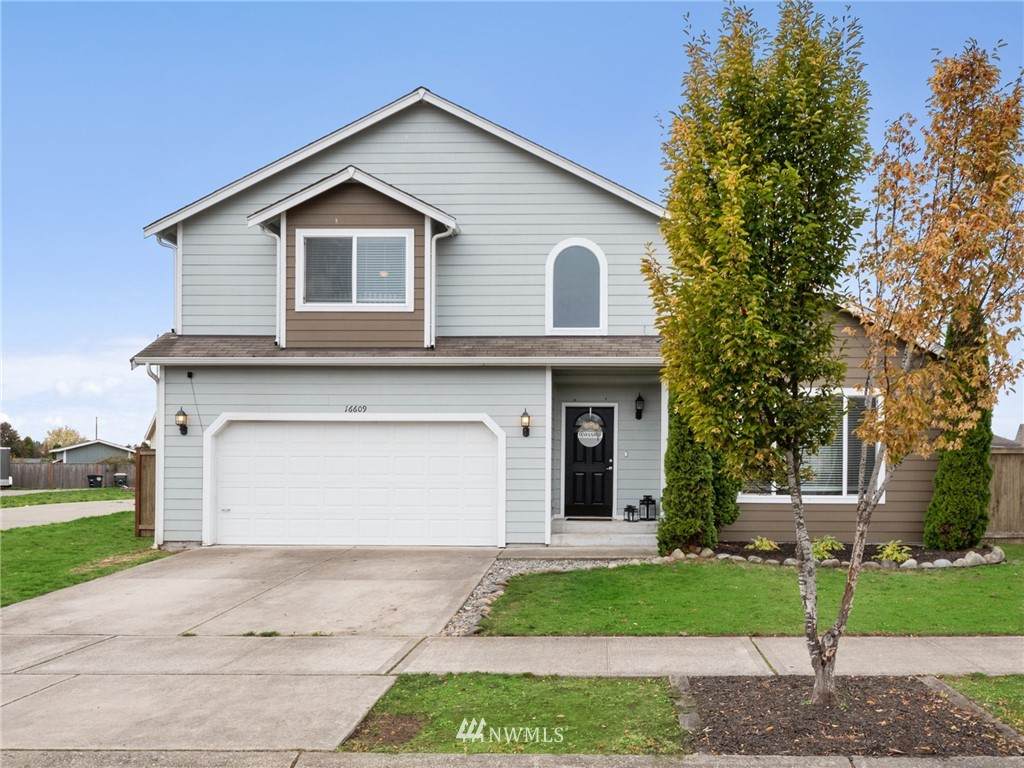 16609 Greenleaf Avenue - Photo 1