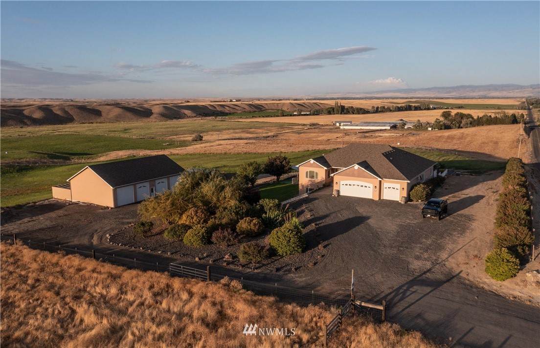 5452 Frog Hollow Road - Photo 1
