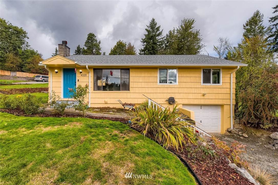 4320 384th Street - Photo 1