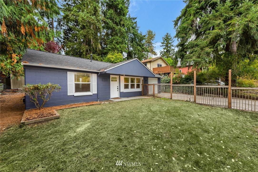 11519 32nd Avenue - Photo 1