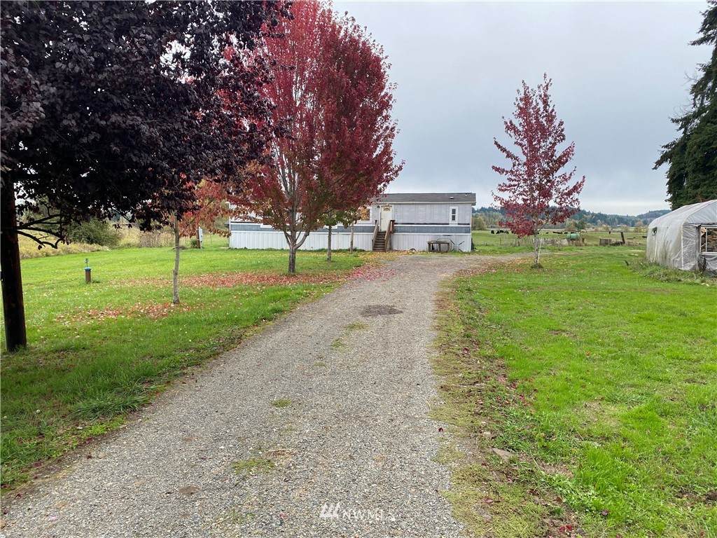 345 Twin Oaks Road - Photo 1