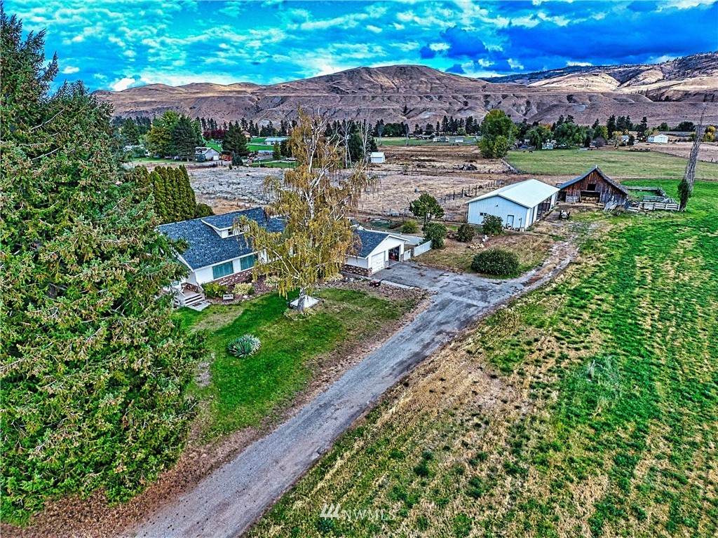 23064 Hwy 20 - Photo 1