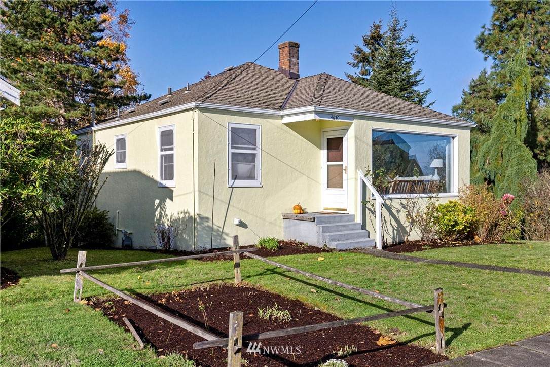 4630 Mullen Street - Photo 1