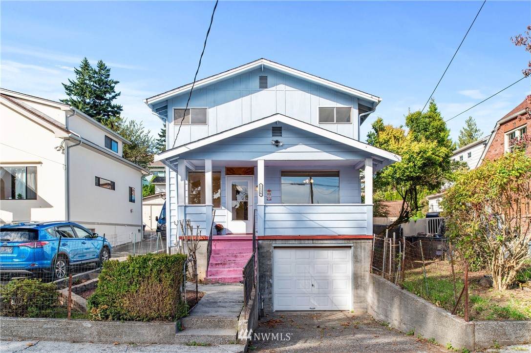 1139 Hewitt Avenue - Photo 1