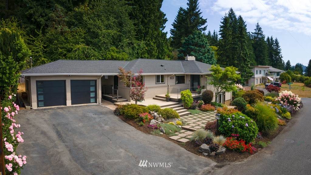 18220 9th Avenue - Photo 1