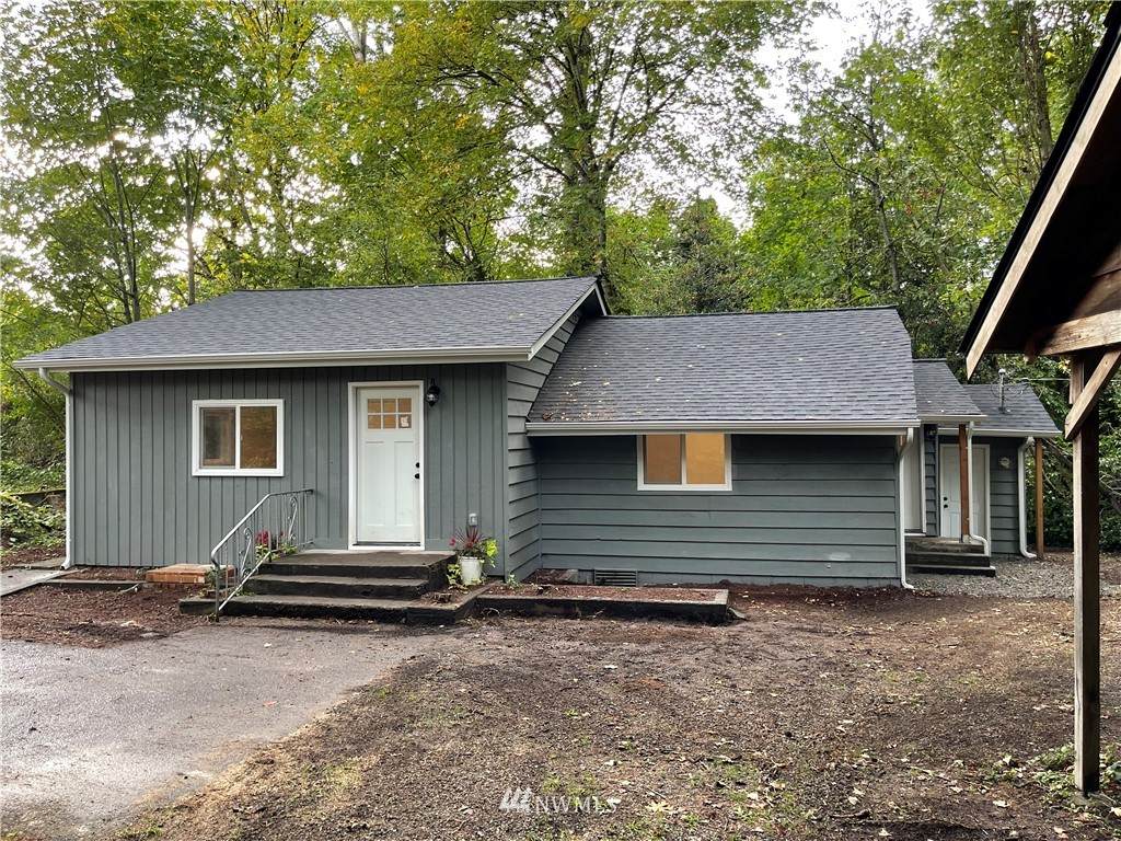 18223 62nd Ave Ne - Photo 1