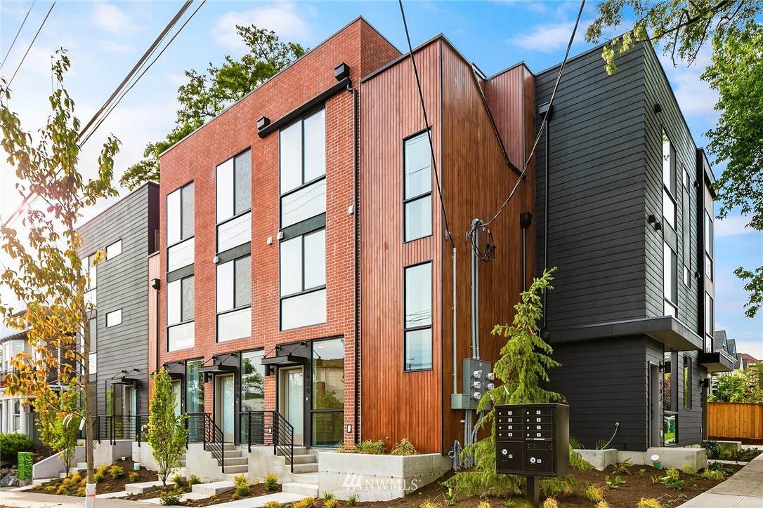 1626 Marion Street - Photo 1