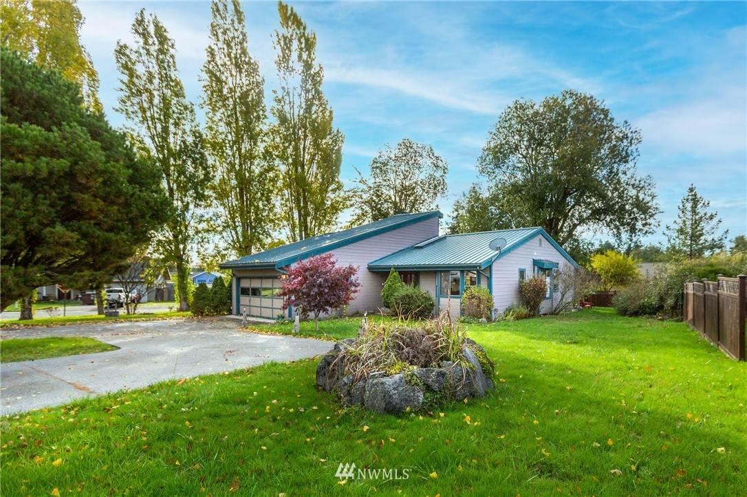 515 Hemlock Court - Photo 1