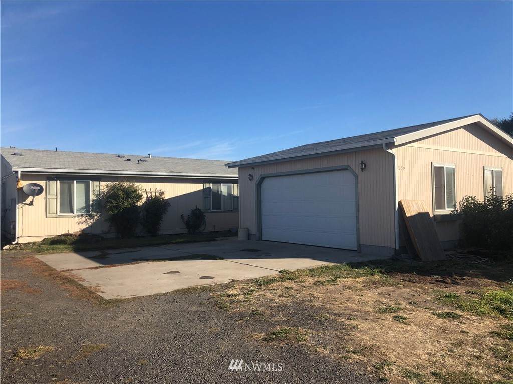 250 Williams Street - Photo 1