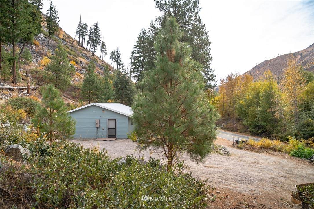 13100 Entiat River Road - Photo 1