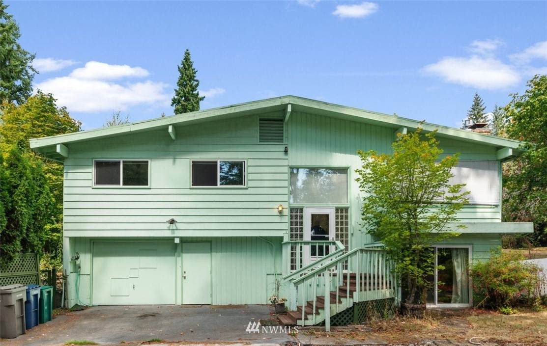13716 84th Avenue - Photo 1