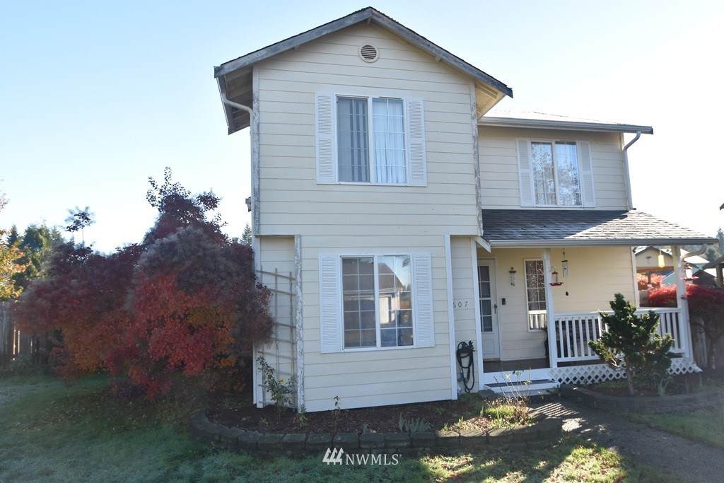 607 Eagle View Drive - Photo 1