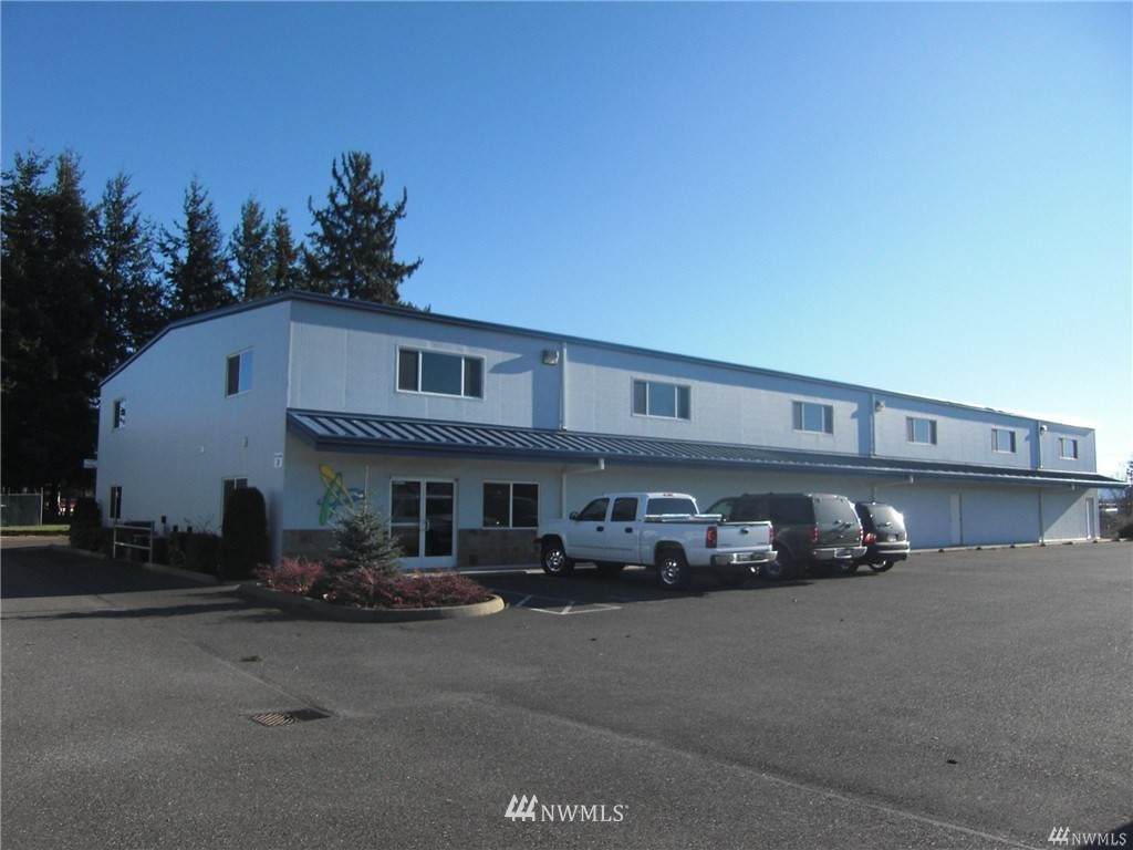 873 Hinotes Court - Photo 1