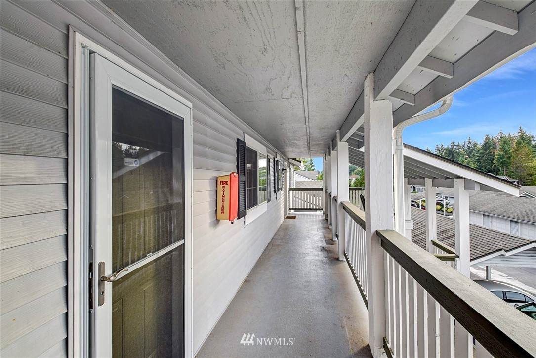 23321 Cedar Way - Photo 1