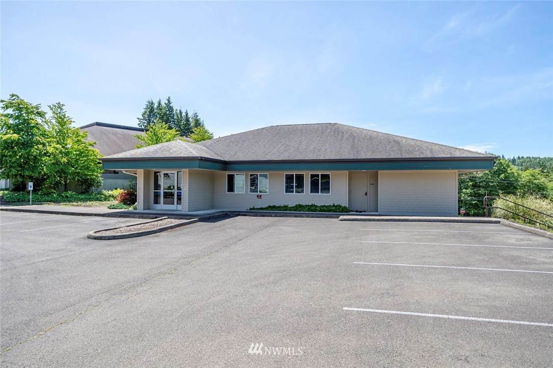 1100 Basich Boulevard - Photo 1