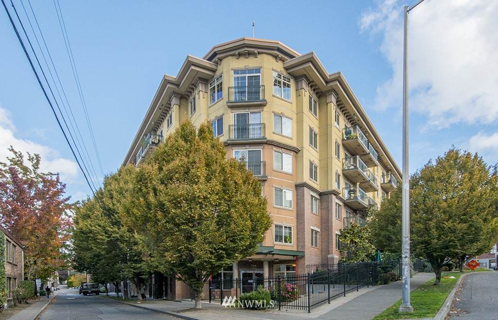 700 Denny Way - Photo 1