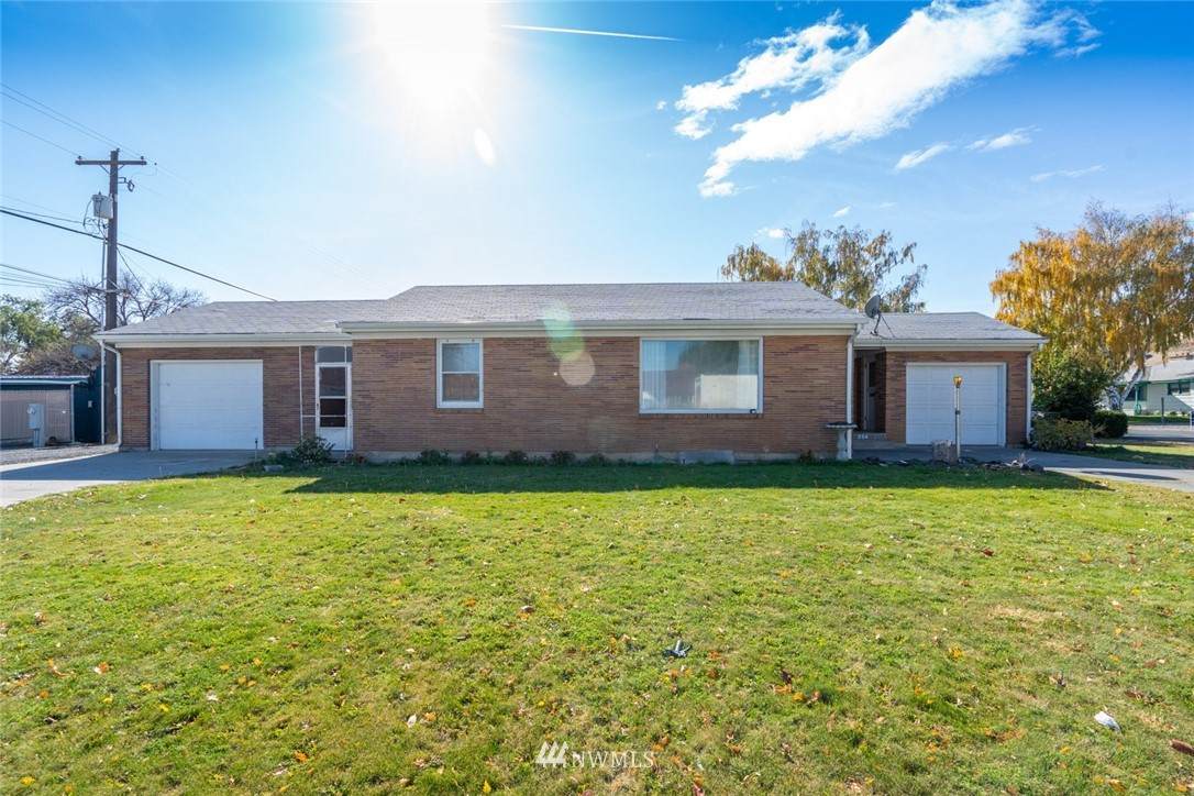 234 15th Avenue - Photo 1