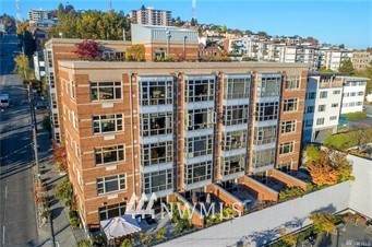 720 Queen Anne Avenue - Photo 1