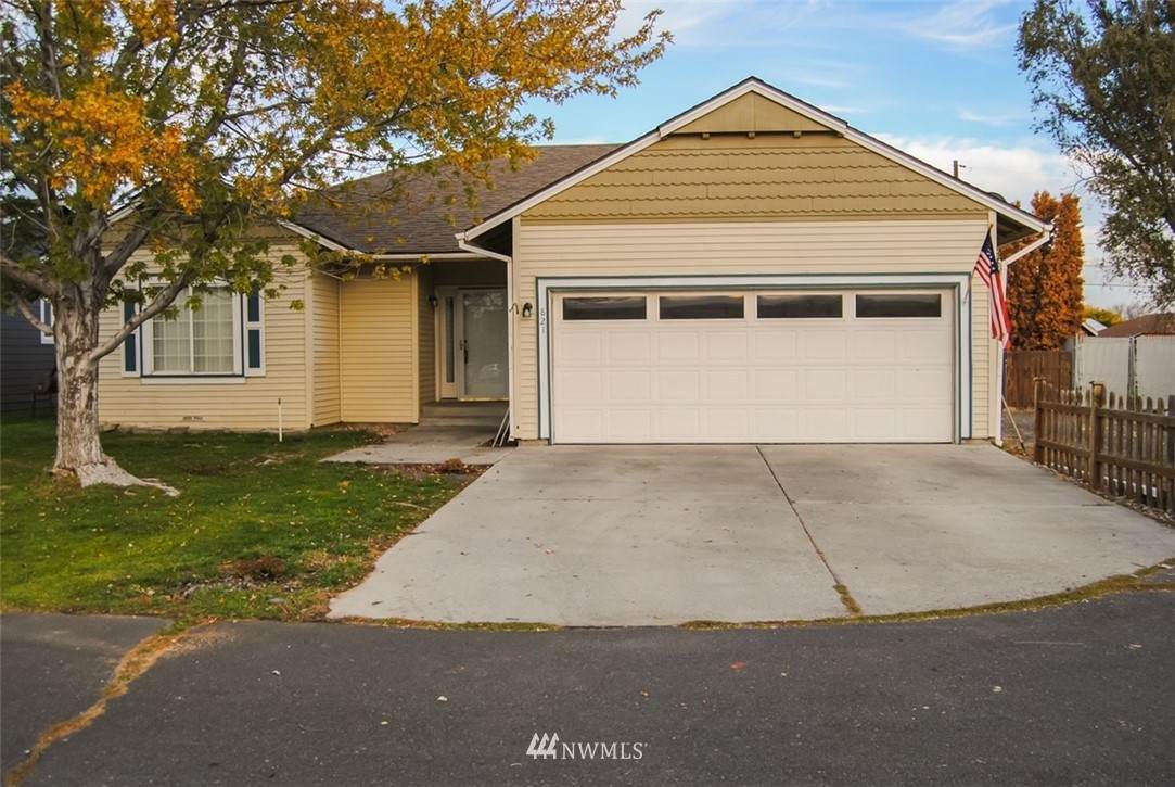821 Sunburst Court - Photo 1