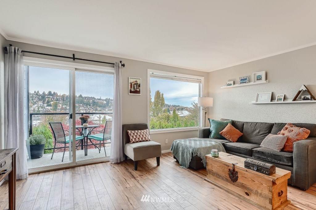 3420 15th Avenue - Photo 1