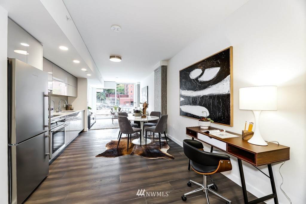 450 Main Street - Photo 1