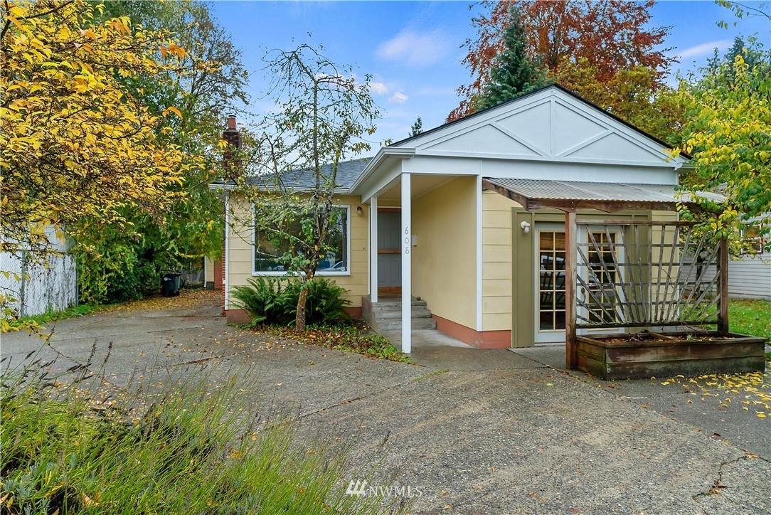 608 Fir Street - Photo 1