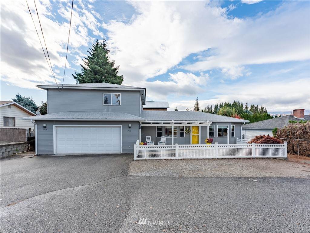 2116 3rd Street - Photo 1