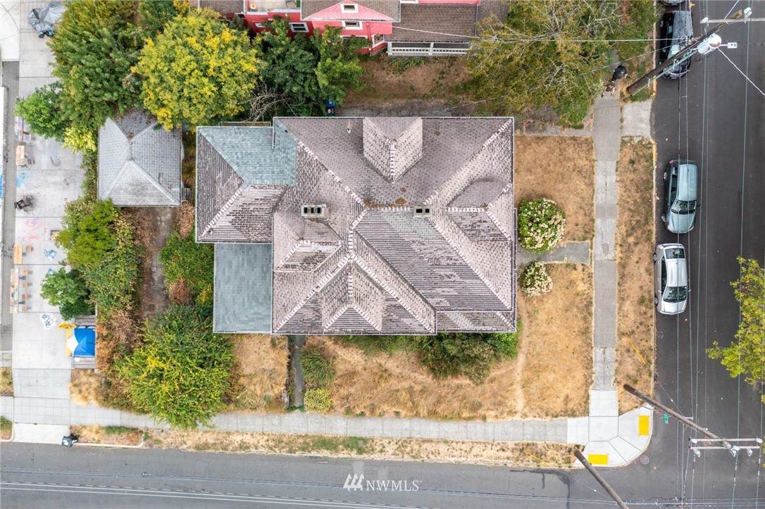 505 11th Avenue - Photo 1