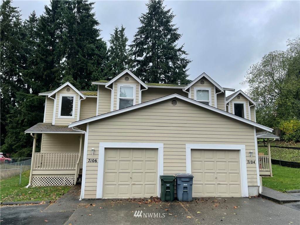 7104 7106 99th Street - Photo 1