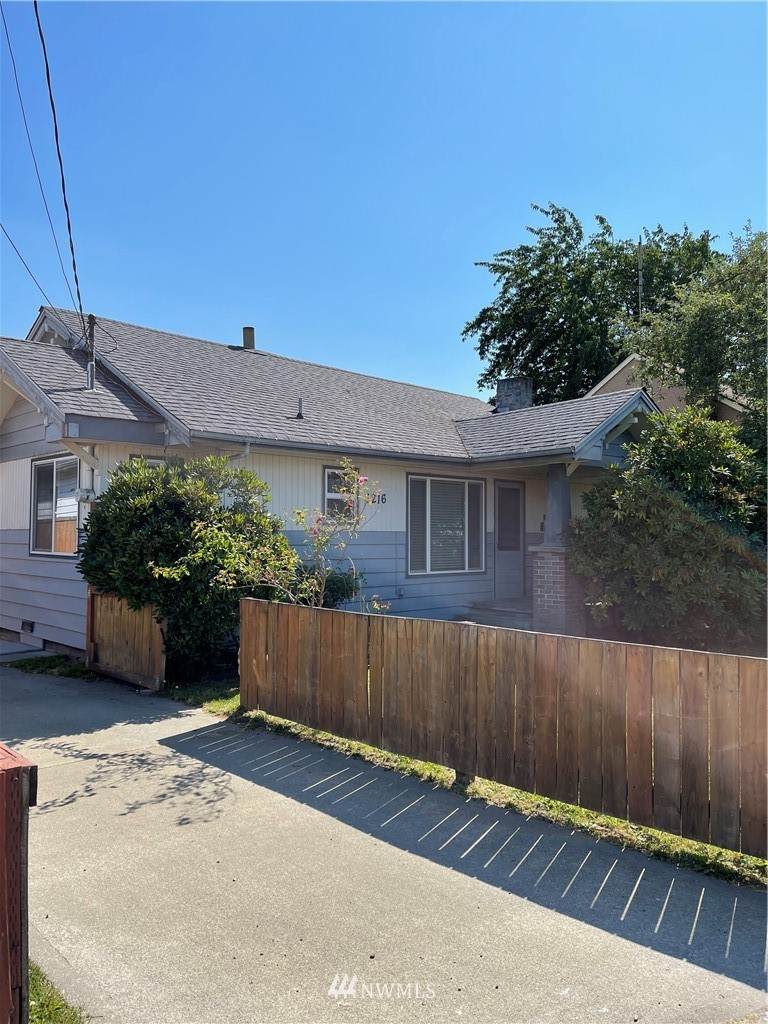 1216 Pioneer - Photo 1