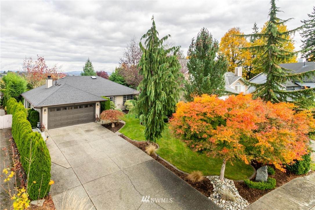 1525 90th Drive - Photo 1