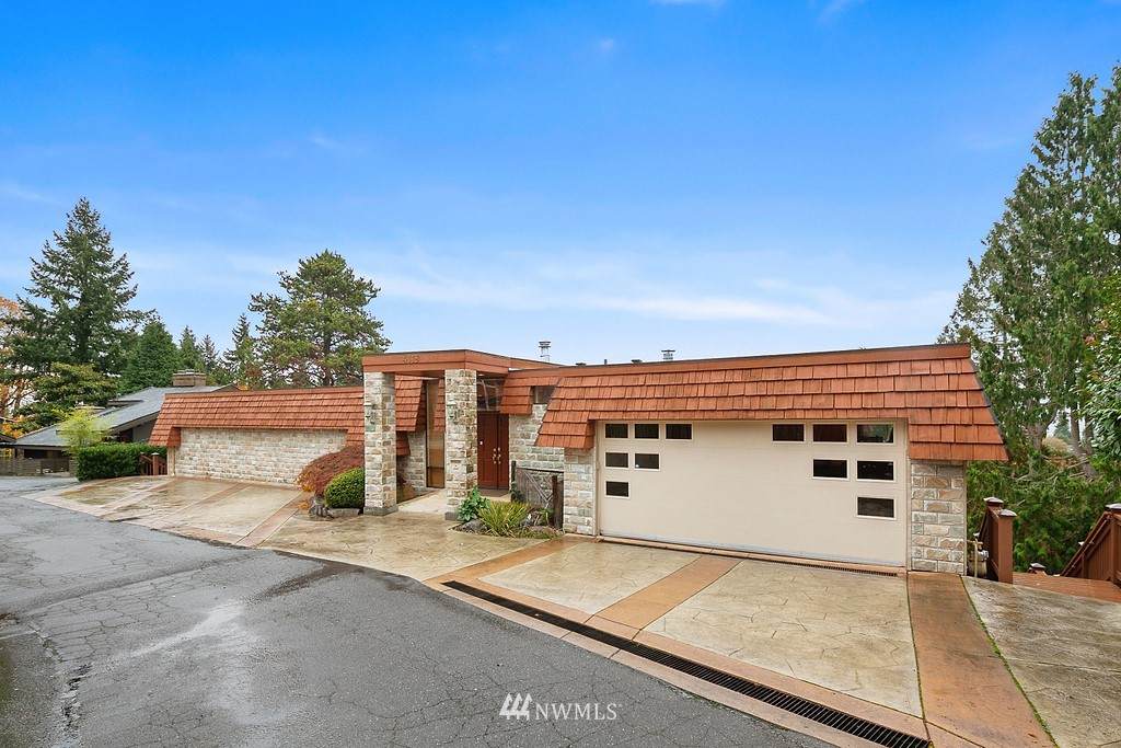 4118 94th Place - Photo 1