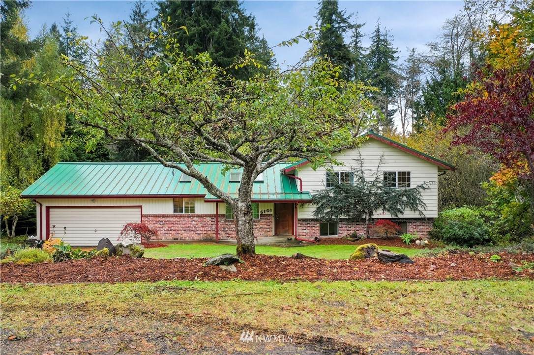 6101 Ridgeview Drive - Photo 1