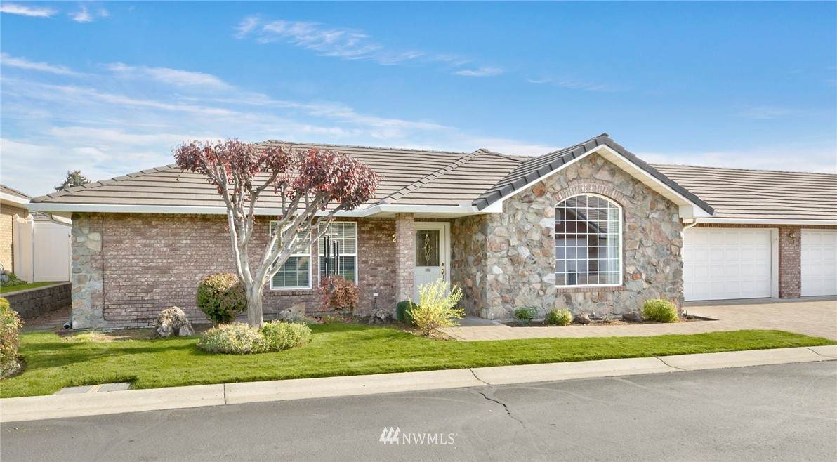 6119 Summitview Avenue - Photo 1