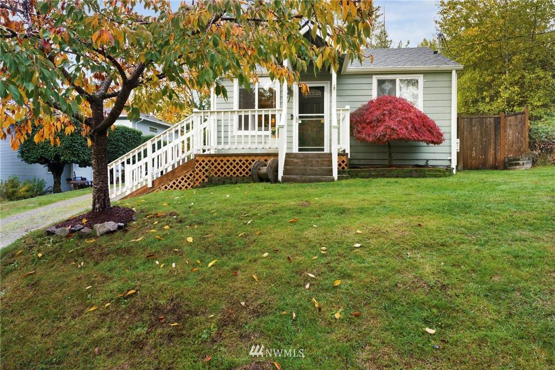 711 7th Avenue - Photo 1