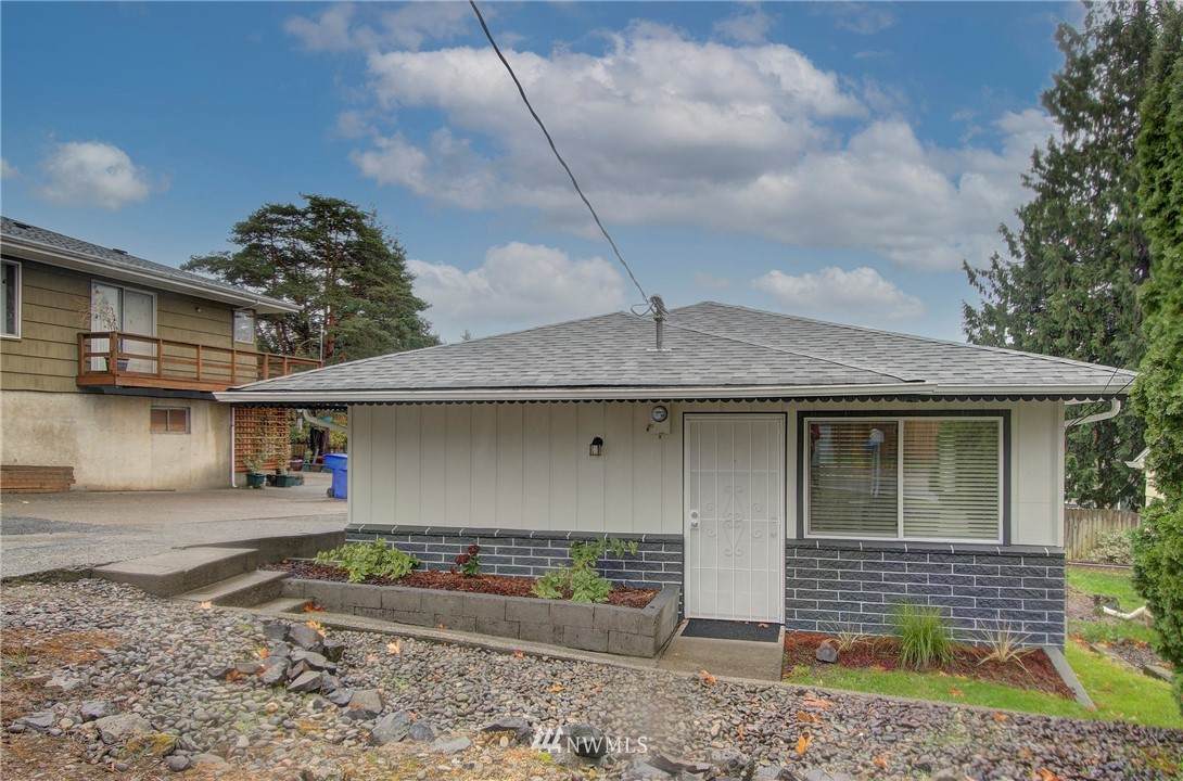1208 Mt. Brynion Street - Photo 1