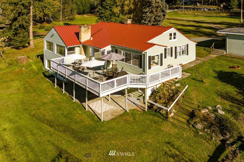 5128 Bayview Road - Photo 1