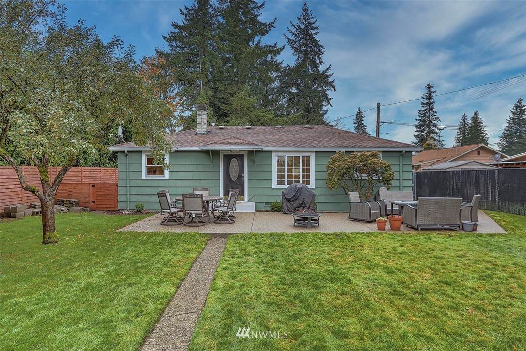 407 M Street - Photo 1