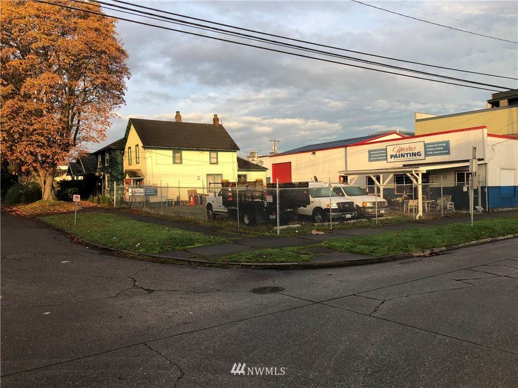 5007 14th Avenue - Photo 1