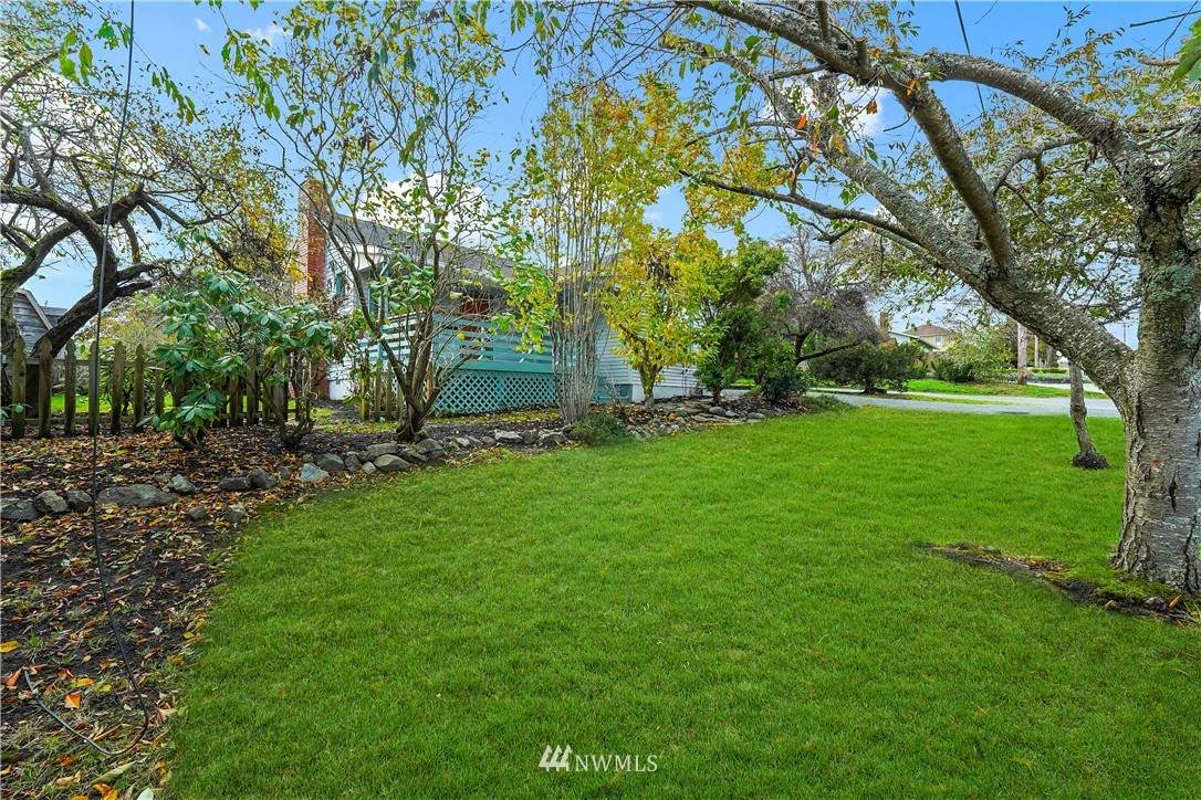 1309 20th Street - Photo 1