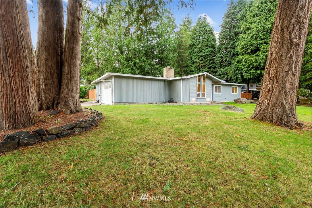 5402 25th Avenue - Photo 1