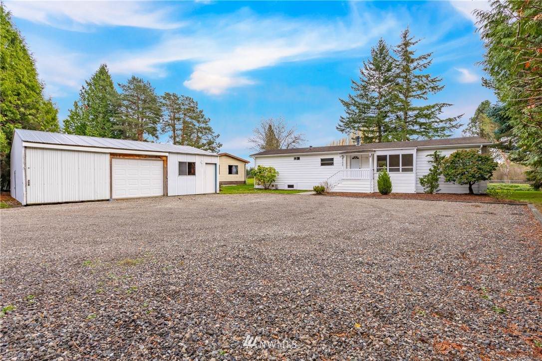 3177 Creasey - Photo 1