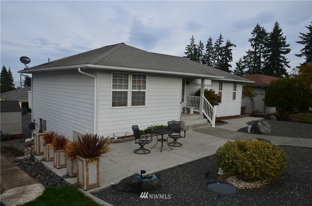 1815 4th Street - Photo 1