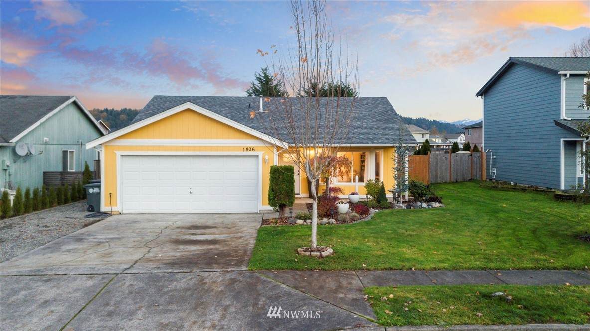 1406 Mellinger Avenue - Photo 1