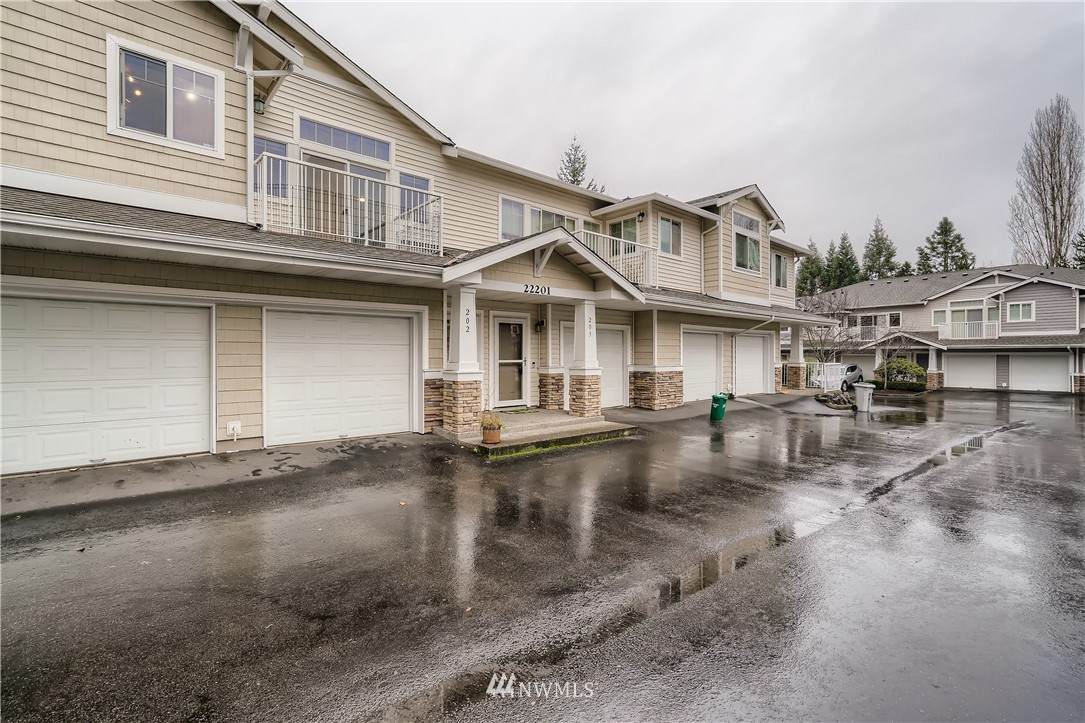 22201 42nd Avenue - Photo 1