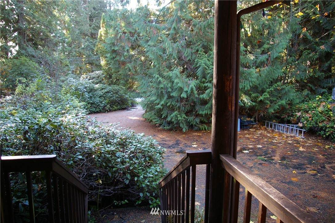 19606 182nd Avenue - Photo 1