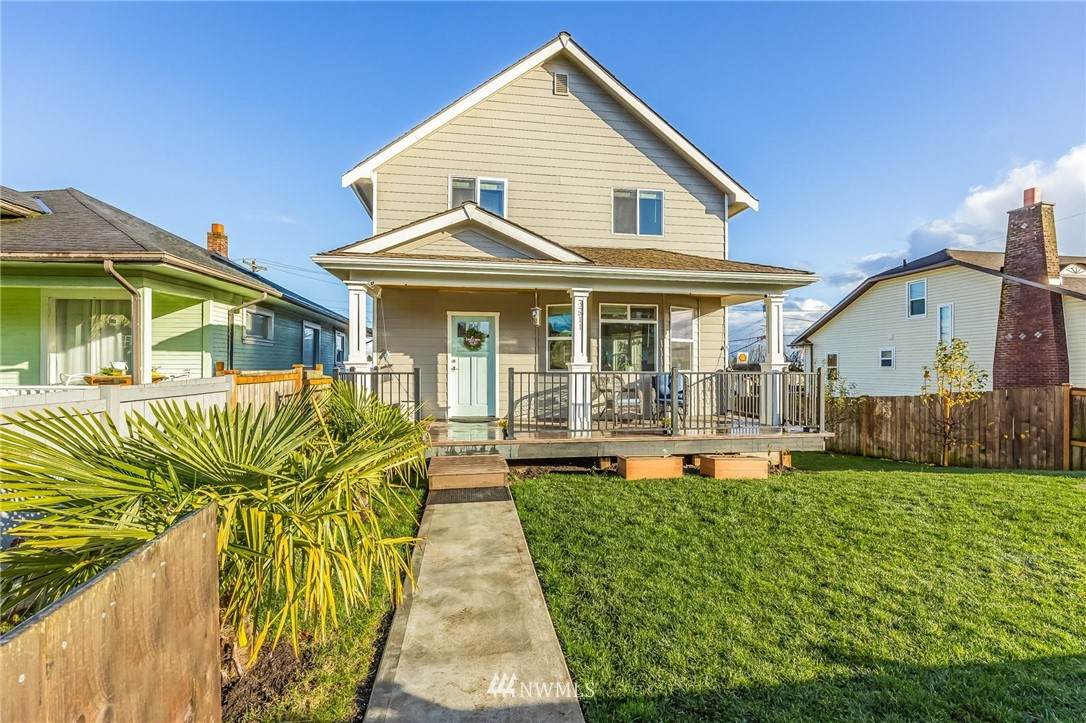 2611 Maple Street - Photo 1