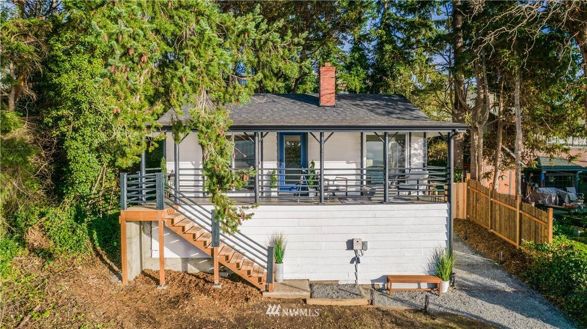 350 Sunset Drive - Photo 1