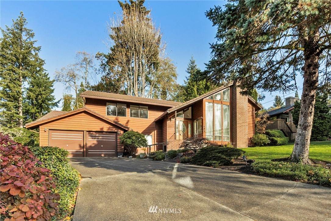 438 191st Street - Photo 1