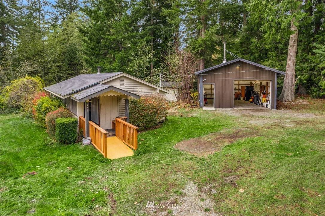 411 Stein Lane - Photo 1
